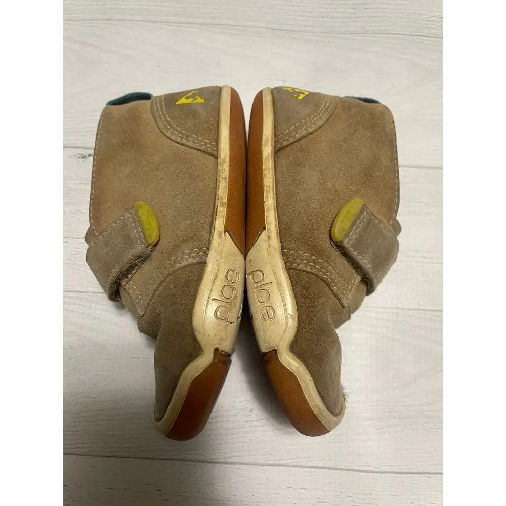 PLAE Lou Suede‎ tan shoes kids size 7.5